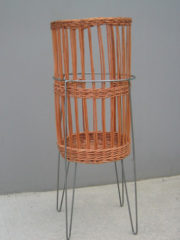 Basket stand silver finish